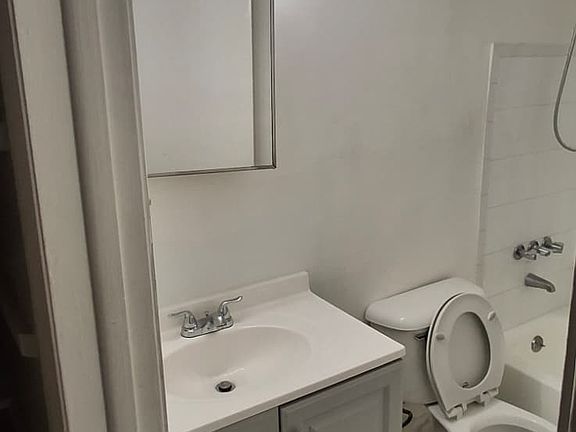 2nd image of 271 NW 177th St APT 106
