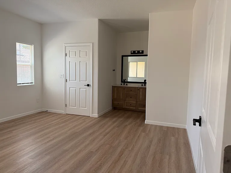 2304 Morningside Ave — Photo 8