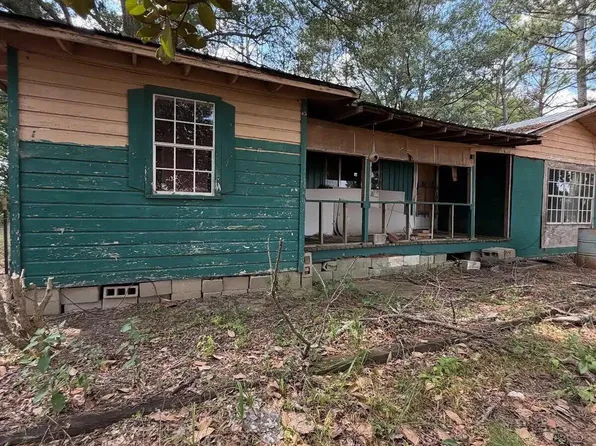 1418 Highway 3, Sarah, MS 38665
