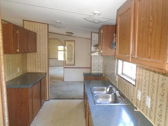 3rd image of 14395 SE 162nd Pl
