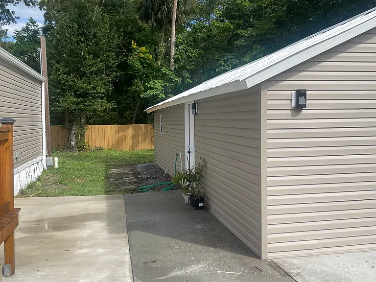 Space between main house and In-Law suite.