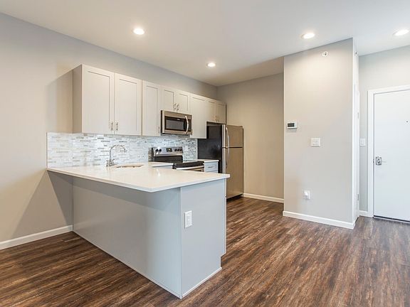 2nd image of 1917 N 7th St #3