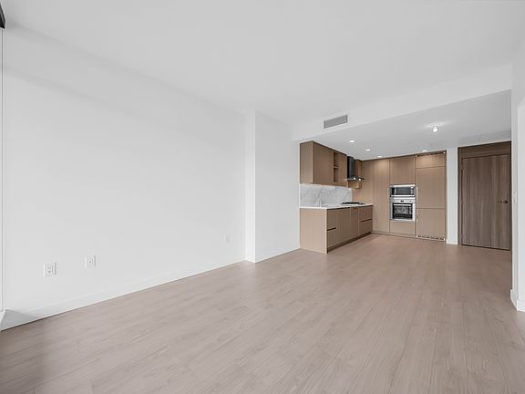 2nd image of 4880 Lougheed Hwy #4504