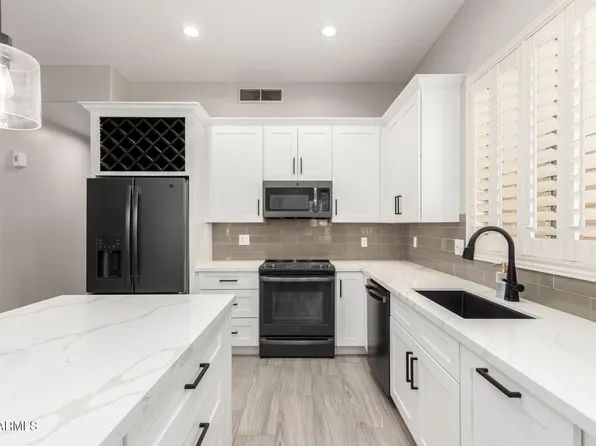 870 E MEGAN Street, Gilbert, AZ 85295