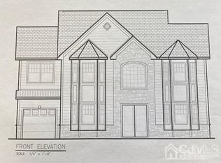 45 Ashley Rd, Edison, NJ 08817