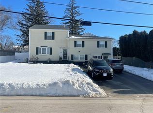 33 Kent St, Cumberland, RI 02864