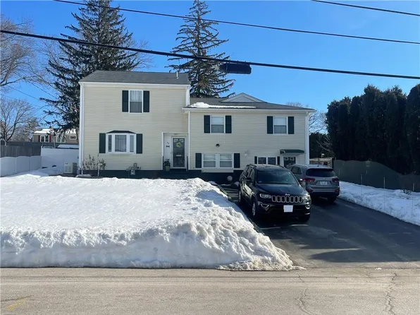 33 Kent St, Cumberland, RI 02864