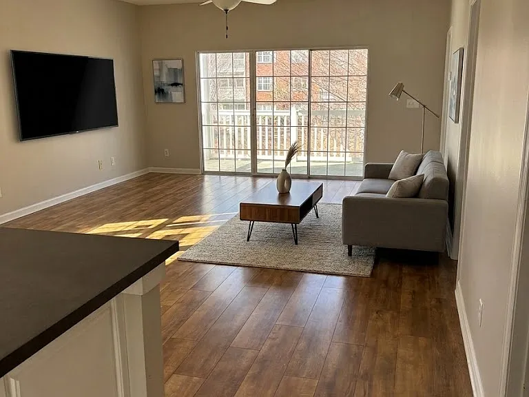 3923 Gladiola Ct #201 — Photo 2