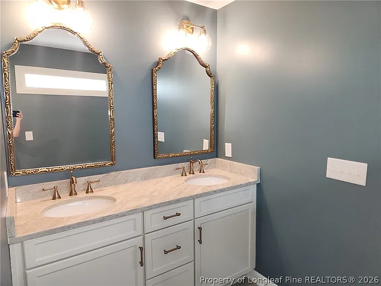 1810 Pugh St — Photo 8