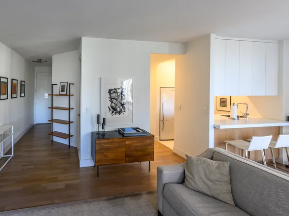 200-210 East 65th Street image 3 of 15