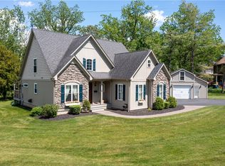40 Fisk Pl, Avon, NY 14414
