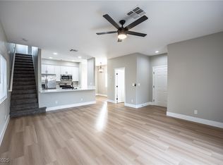 1424 Bow Creek Ct, Las Vegas, NV 89128