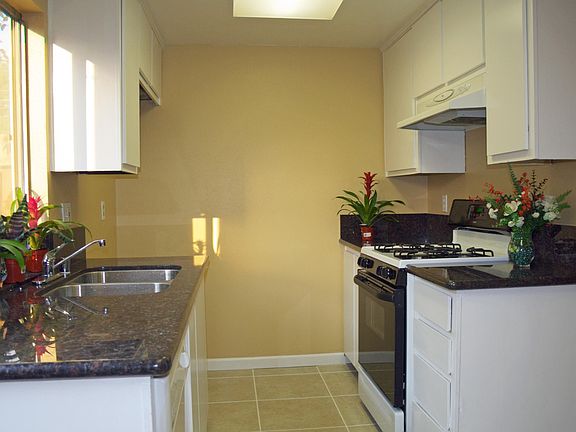 4th image of 5313 Manzanita Ave APT 3