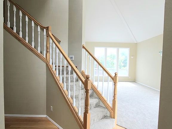 2nd image of 660 NE Regan Ct