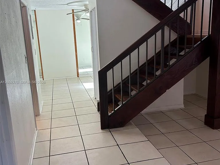 1761 Bayberry Dr — Photo 9
