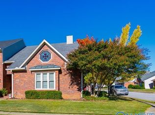 1611 River Bend Pl SE, Decatur, AL 35601