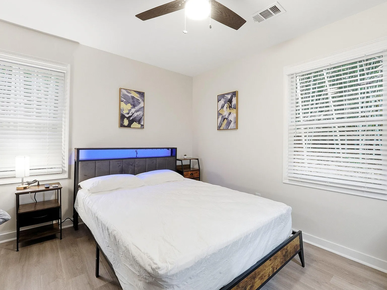 4 bed, 9.0 bath, 3035 sqft, $1,044 — Photo 2