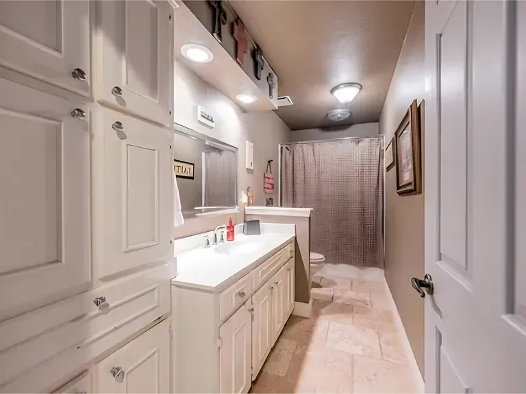 4009 Kniffen Dr — Photo 12