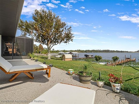 5th image of 5310 N Huckleberry Lake Dr