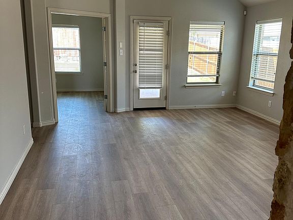 3rd image of 2301 Gregory Creek Dr