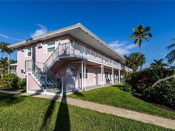 5th image of 190 N Collier BLVD #P3