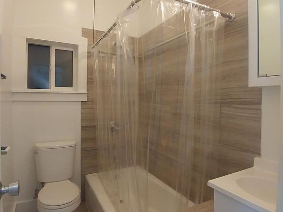 2nd image of 575 Ofarrell St APT 201