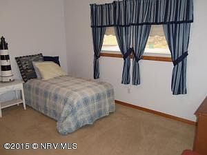 4th image of 95 Overland Dr