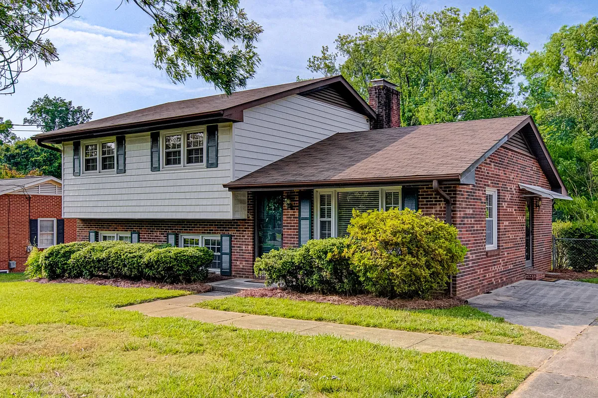 Front of House - 3710 Olympia Dr