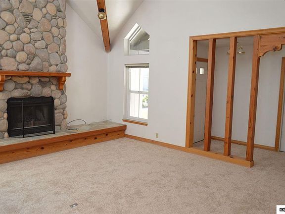 2nd image of 1004 Aspen Grove Cir
