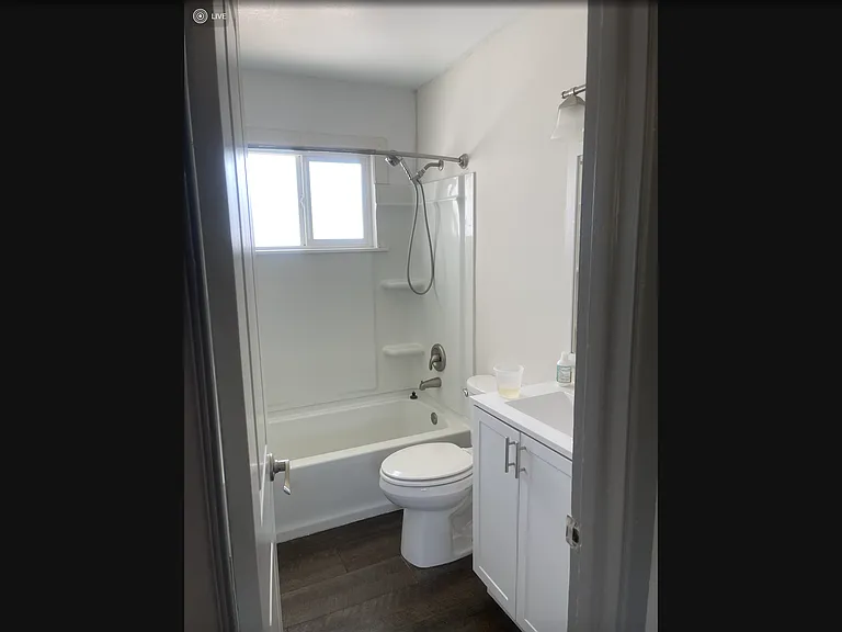 1917 Hallam Ave — Photo 10