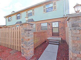 2131 Vine Way Dr APT 97, Canton, MI