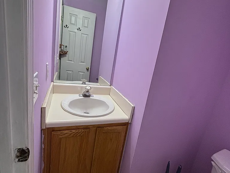 310 Paxton Ct — Photo 9