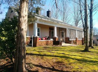 112 Cass Ln NW, Charleston, TN 37310