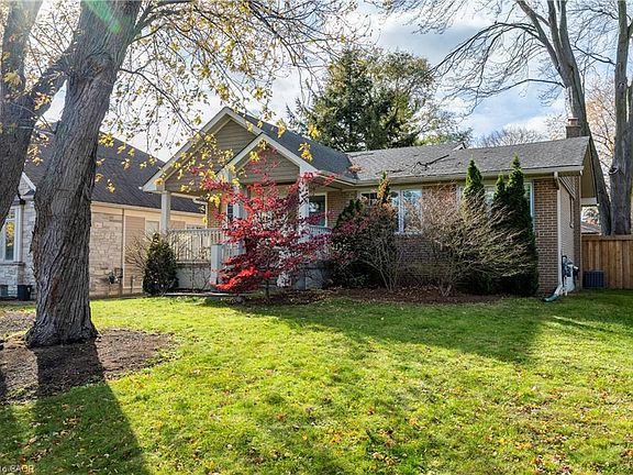 3rd image of 434 Winston Rd