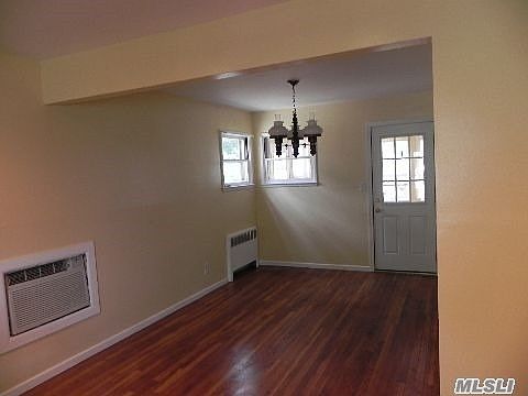 3rd image of 1298 Cambria St