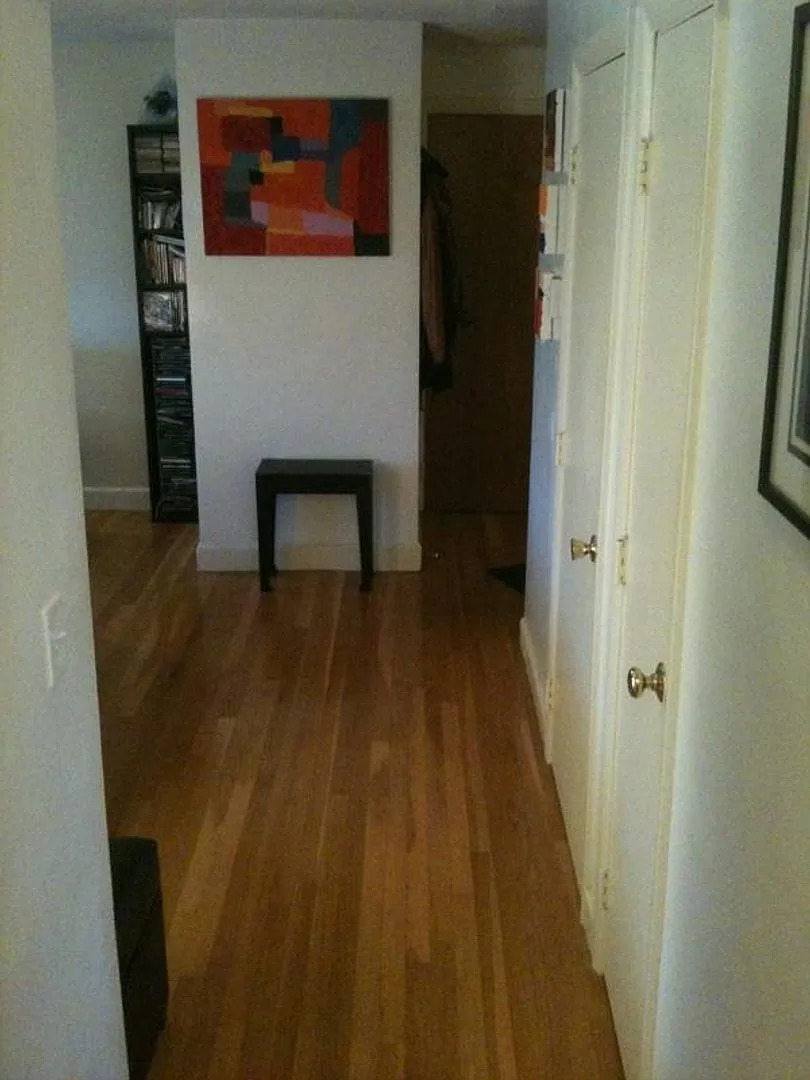 2 bed with parking in Brookline — Photo 2