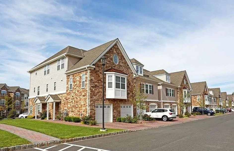 Springfield Gardens