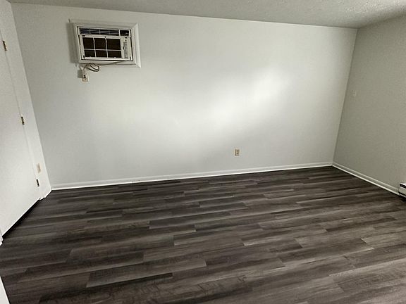 3rd image of 1879 Turner Blvd #3