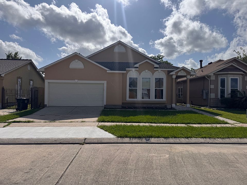 1st image of 5571 New England Dr