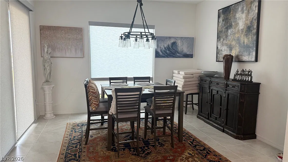 2 bed, 2.5 bath, 2213 sqft, $3,000 — Photo 3