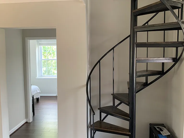 2928 S Buchanan St #C2 — Photo 12