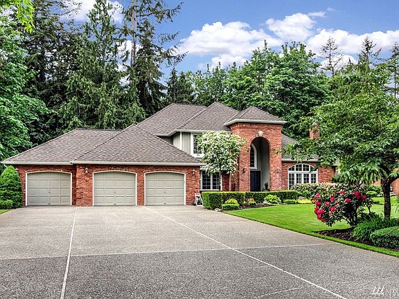 2nd image of 23919 NE 31st Way