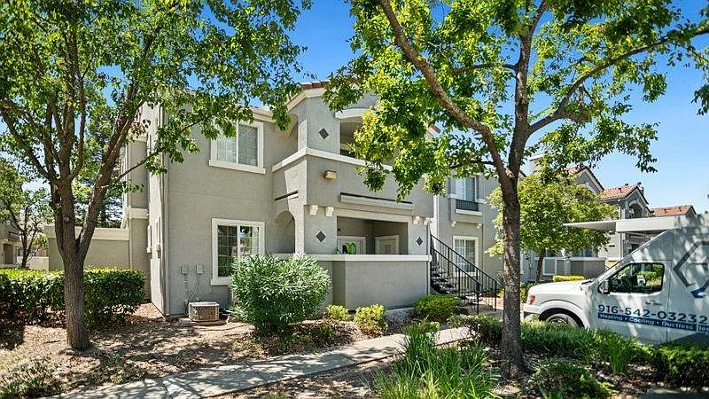 885 Halidon Way Unit 1327 photo 1