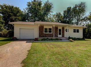 705 Filmore St, Mount Vernon, MO 65712