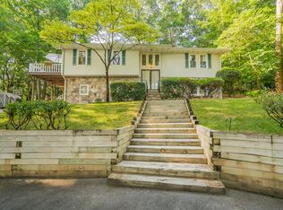 1125 Ridgeleigh Cir, Dalton, GA 30720