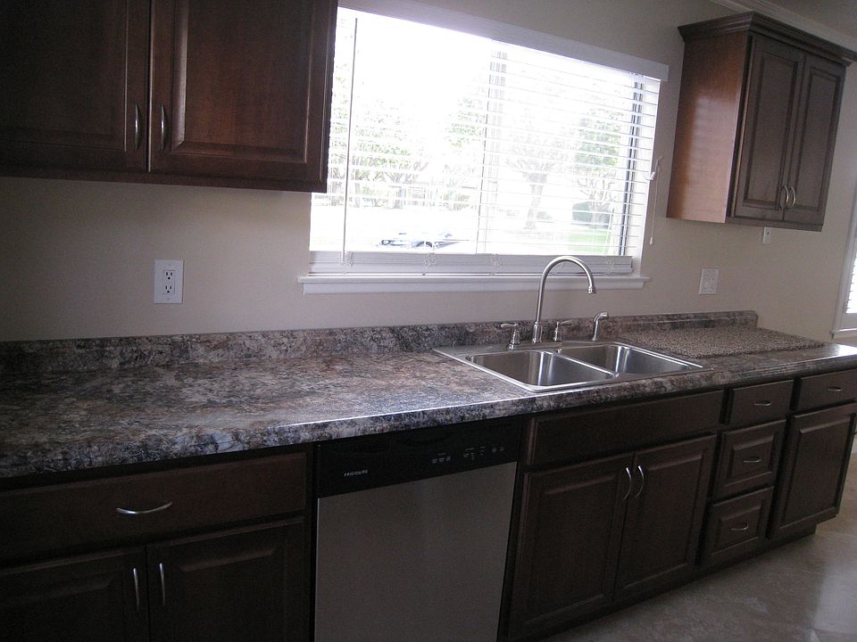 Kitchen - Has unobstructed view of park