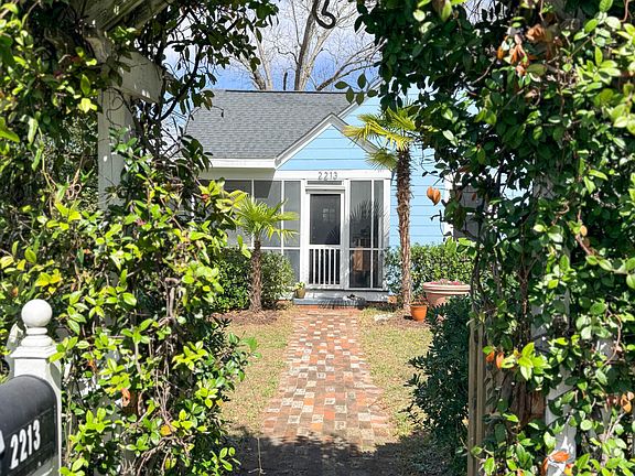4th image of 2213 Plaza Drive