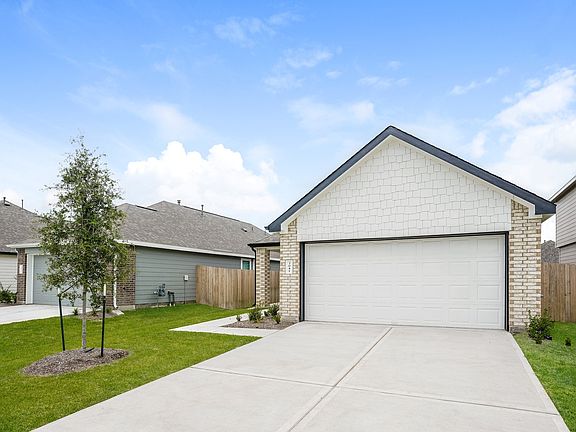 3rd image of 3041 Paintbrush Dr