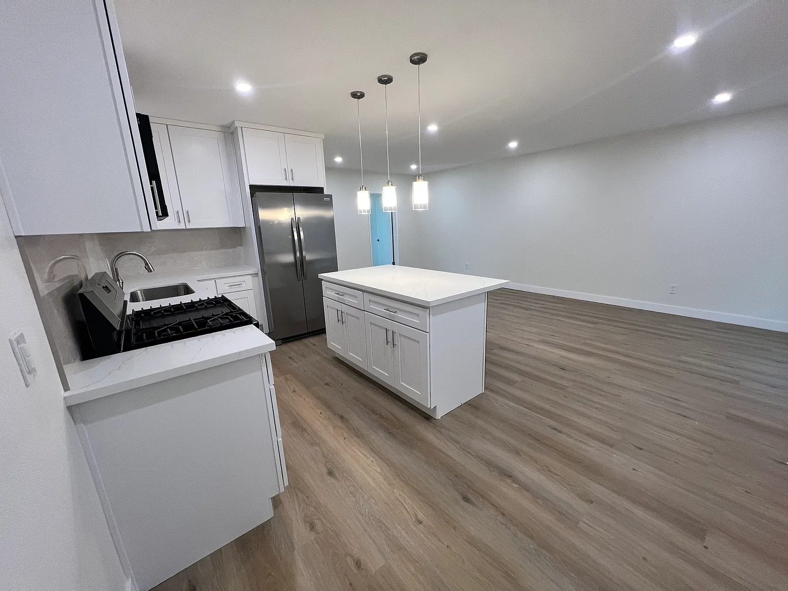 1 bed, 650 sqft, $2,290 — Photo 3