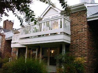 (Undisclosed Address), Arlington, VA 22206